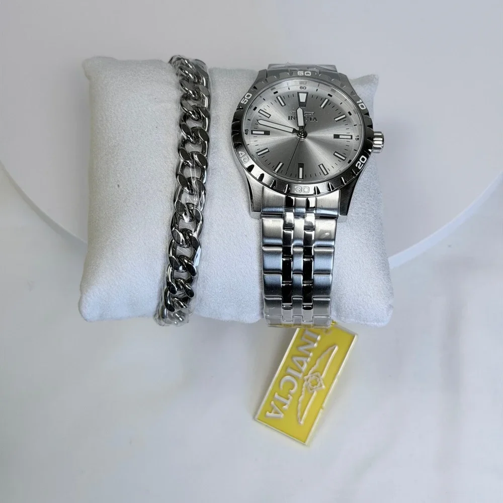 Invicta 48279 Mens Silver Dial Stainless Steel Watch and Bracelet Gift Set NEW